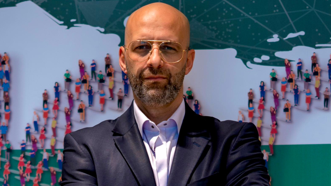 Моралните дилеми около военната употреба...