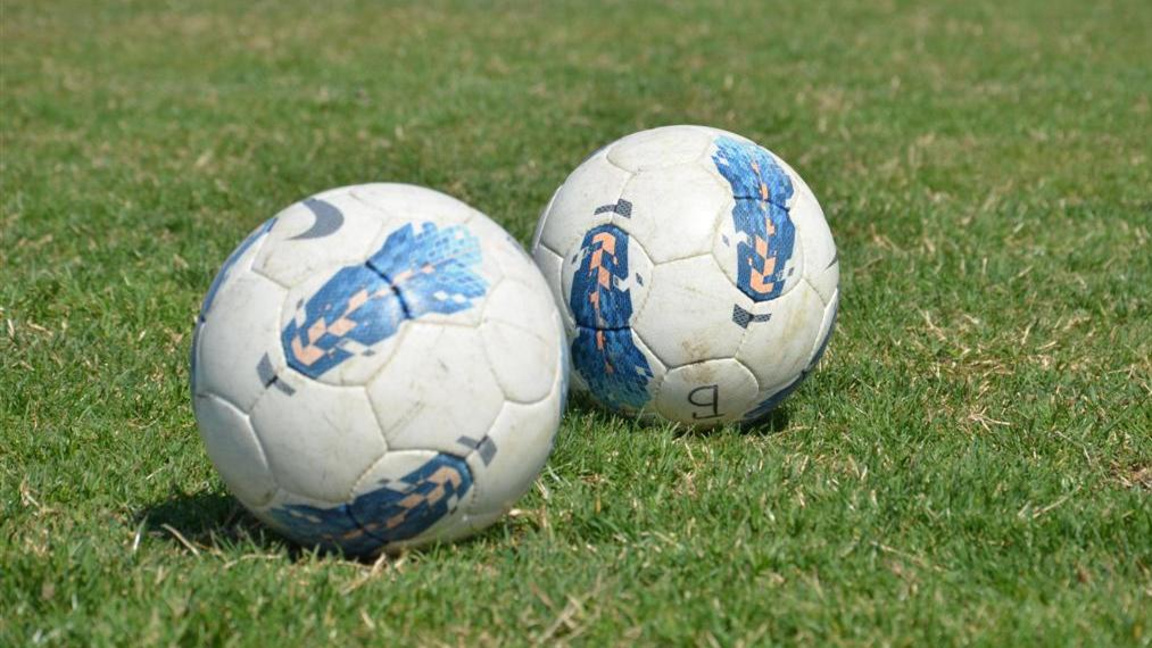 Футболни топки