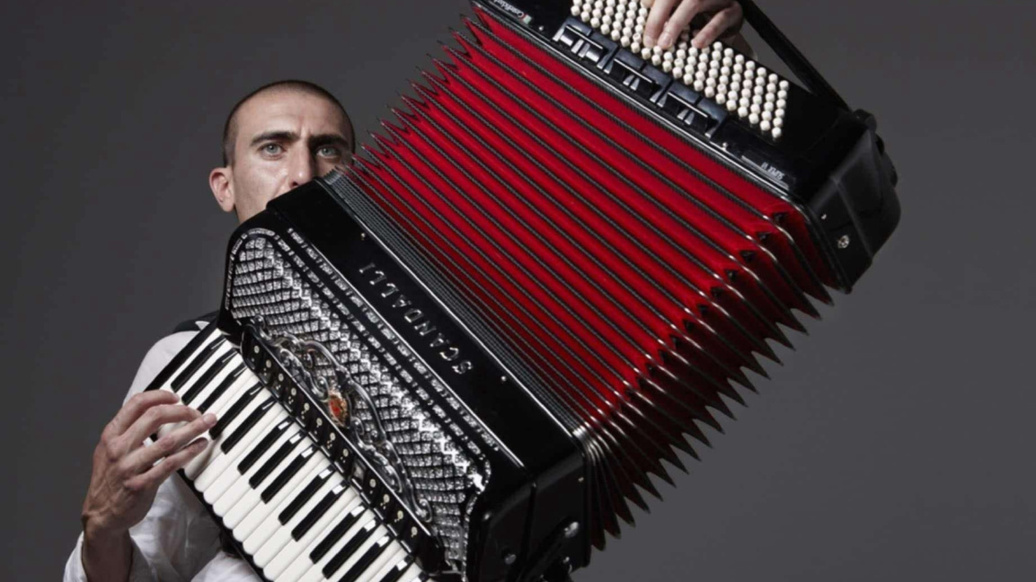 Armenian virtuoso David Yengibaryan to h...