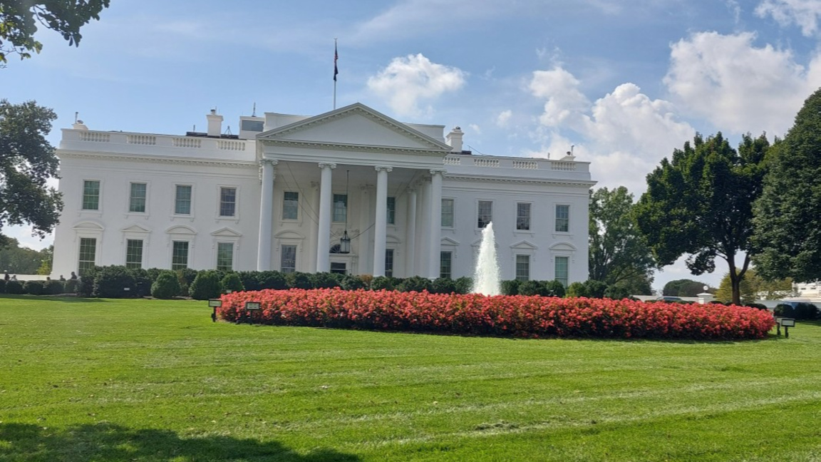 САЩ предупредиха, че Европа е застрашена от "цивилизационно заличаване"