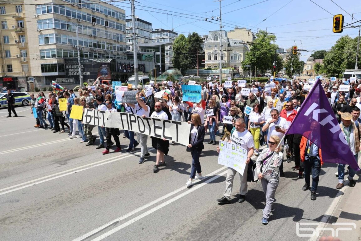 Синдикалисти: Авторите на бюджета могат да се гордеят, че за пръв път БНР, БНТ и БТА са на улицата