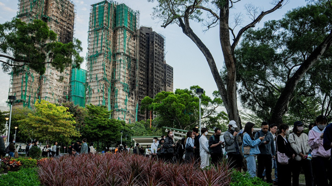 Независим комитет ще разследва причините за смъртоносния пожар в Хонконг