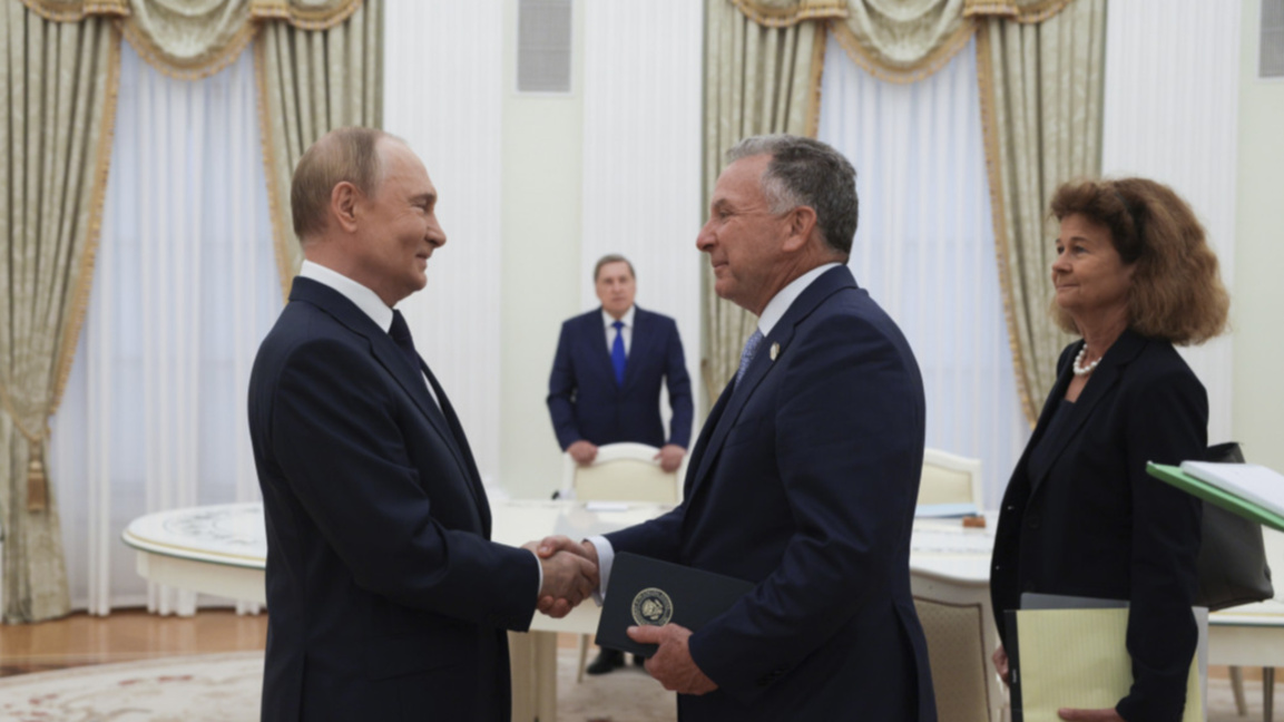Путин се ръкува с Уиткоф - Москва, 6 август 2025 г.