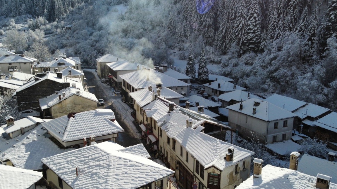 Νεφελώδης καιρός με θετικές θερμοκρασίες...