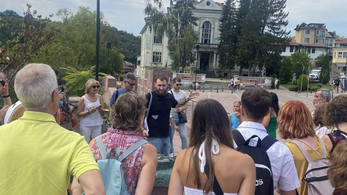 Măsurile împotriva ghidurilor turistice ilegale vor fi întărite