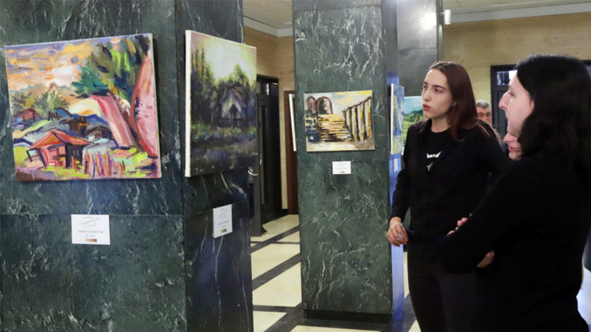 Έκθεση με πίνακες μαθητών στα χνάρια του...