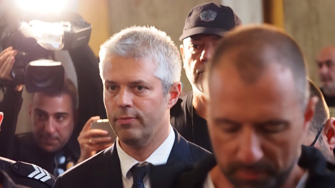 Свидетелски показания за корумпиран депутат са довели до разследването срещу на кмета на Варна