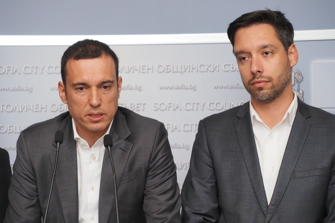 Кметът на София Васил Терзиев (вляво) и лидерът на "Спаси София" Борис Бонев