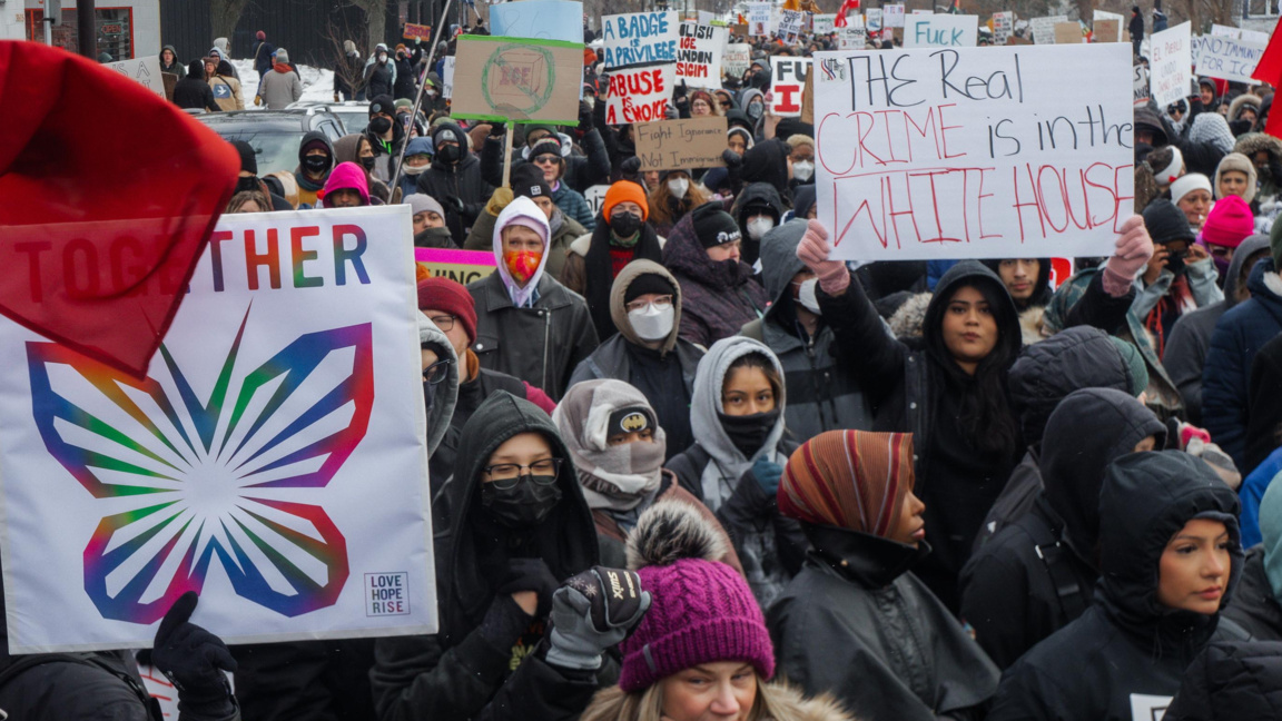 Хиляди протестираха в САЩ срещу действията на имиграционните власти