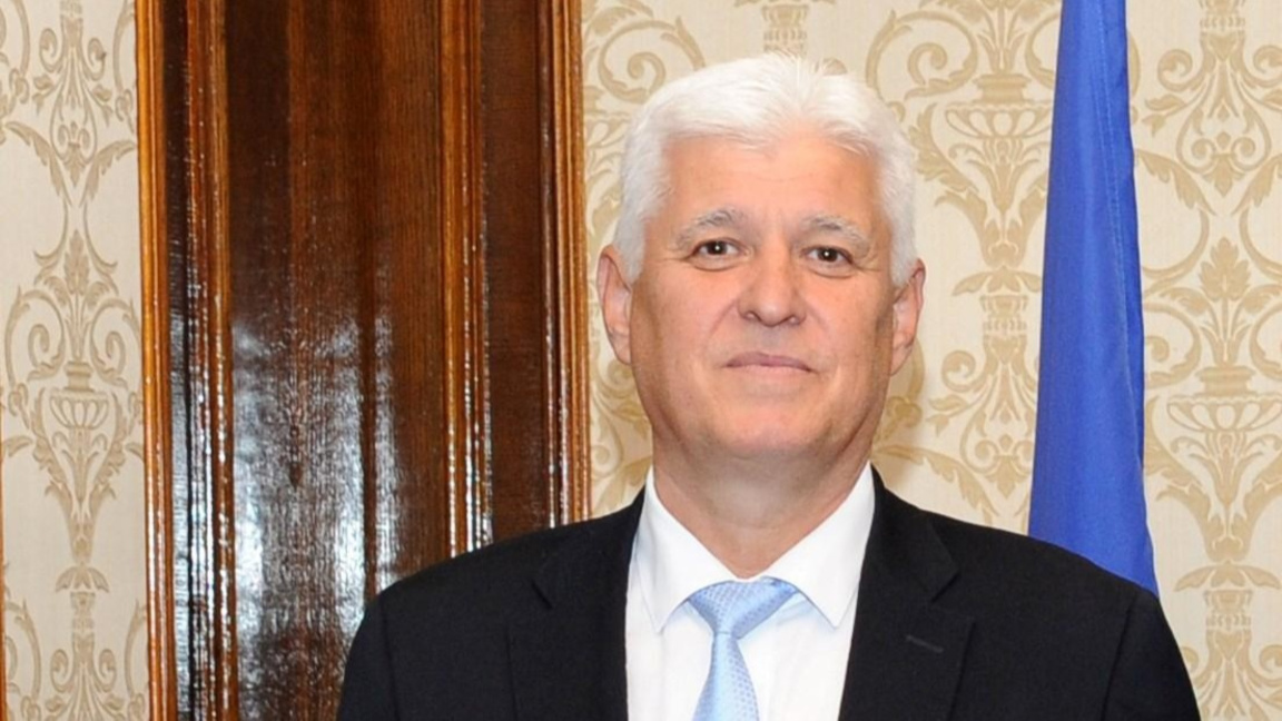 Димитър Стоянов се включва в срещата на ...
