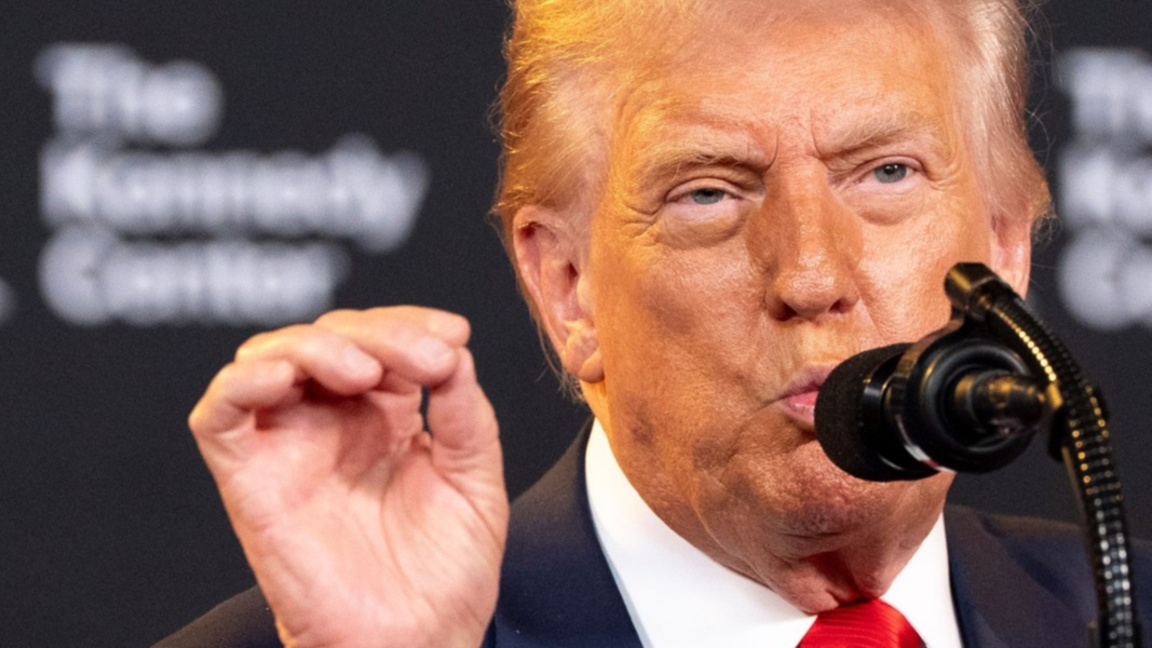 Тръмп: Иран е готов да преговаря, но Ваш...