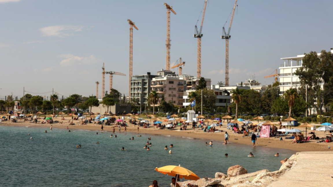 Кметът на Атина: Няма да позволим градът...