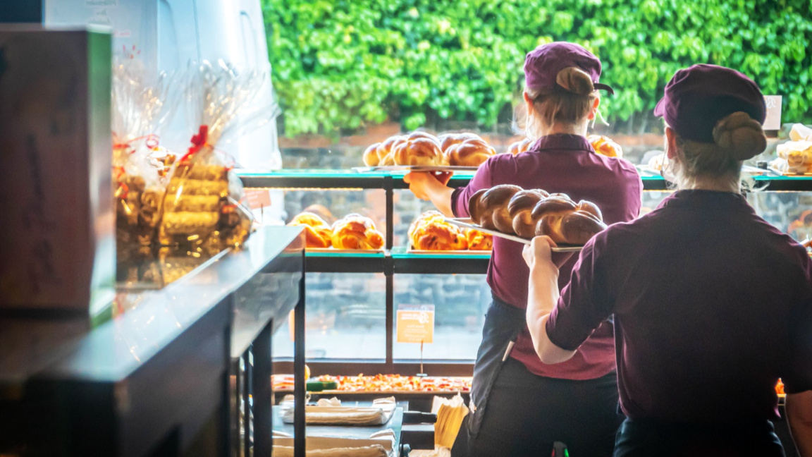 Късче България в Лондон: Традиционният в...