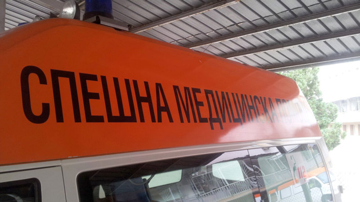 Кола блъсна 62-годишен на ел. тротинетка в кв. Долно Езерово