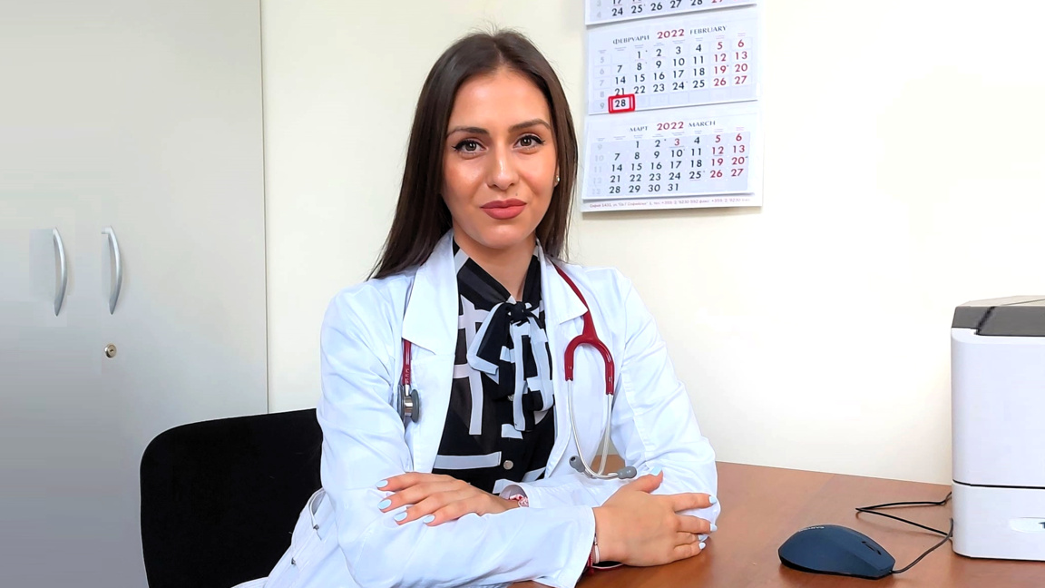 Д-р Маринова: Добре е да пием вода и пре...