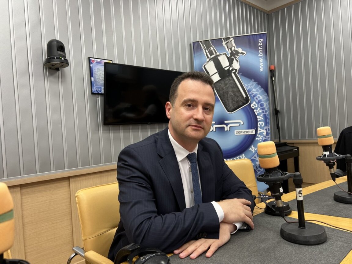 Жечо Станков: Влизането в еврозоната няма да повлияе на цената на тока
