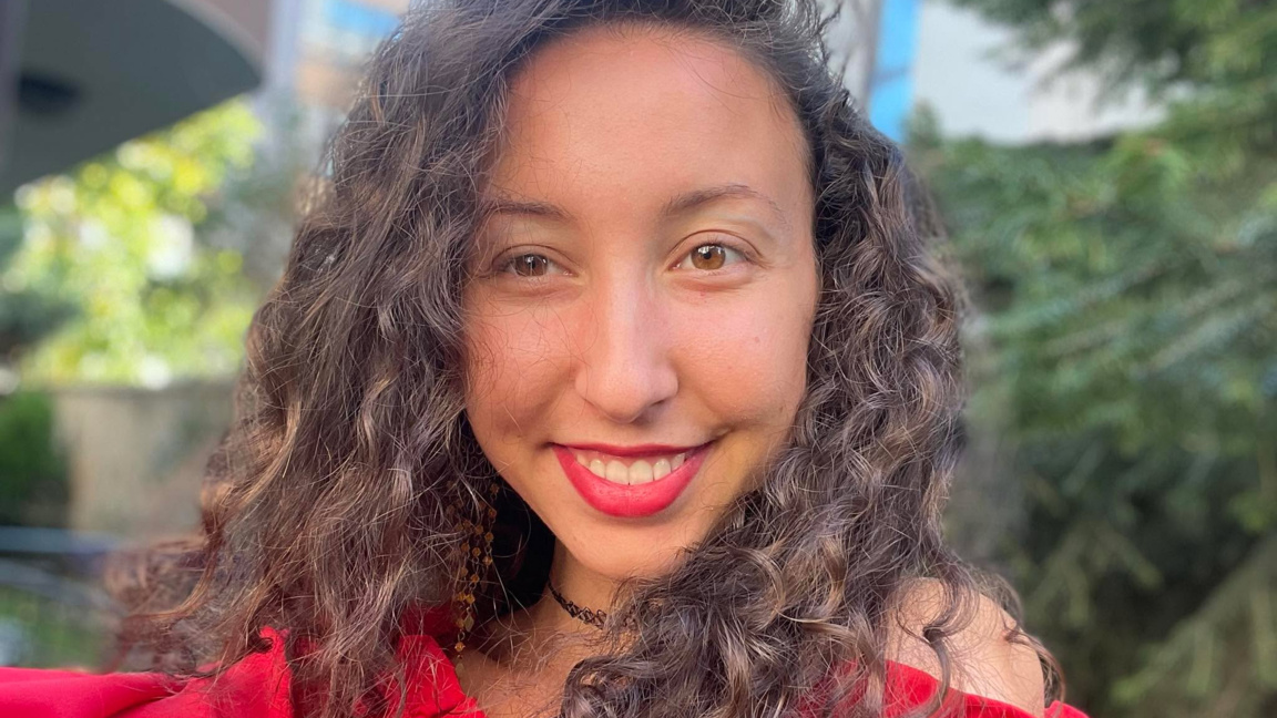 Цветелина Ангелова с авторска "Синтика а...