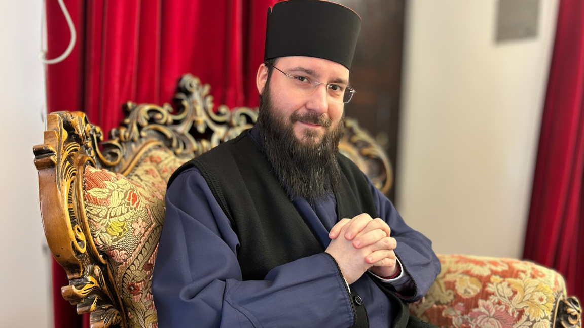 Ο Βούλγαρος πάτερ Μάξιμ και η ζωή του στ...