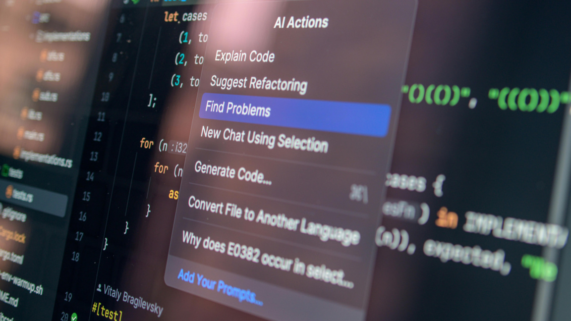 Великобритания ще използва ИИ за идентиф...