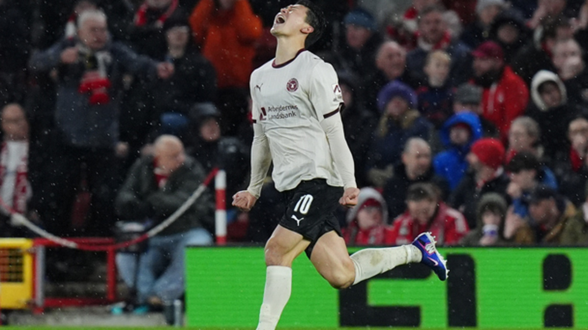 Мидтиланд надигра Нотингам с гол на коре...