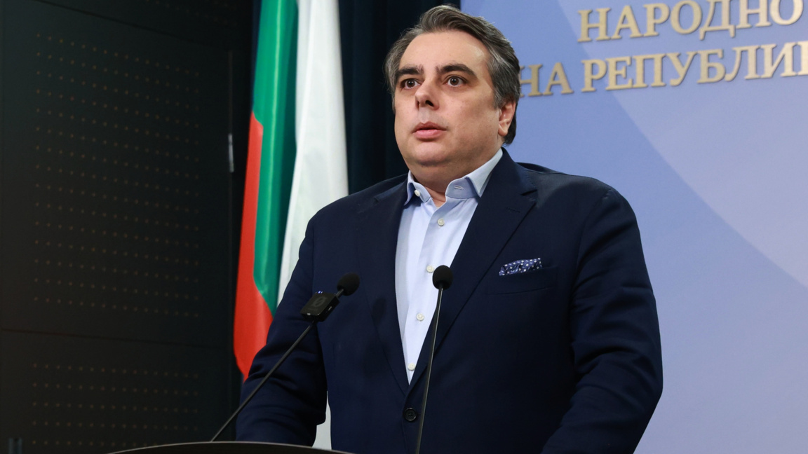Председателят на ПП Асен Василев дава брифинг пред медиите в Народното събрание - 20 януари 2026 г.