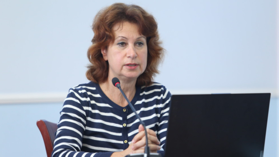 Проф. Ива Христова