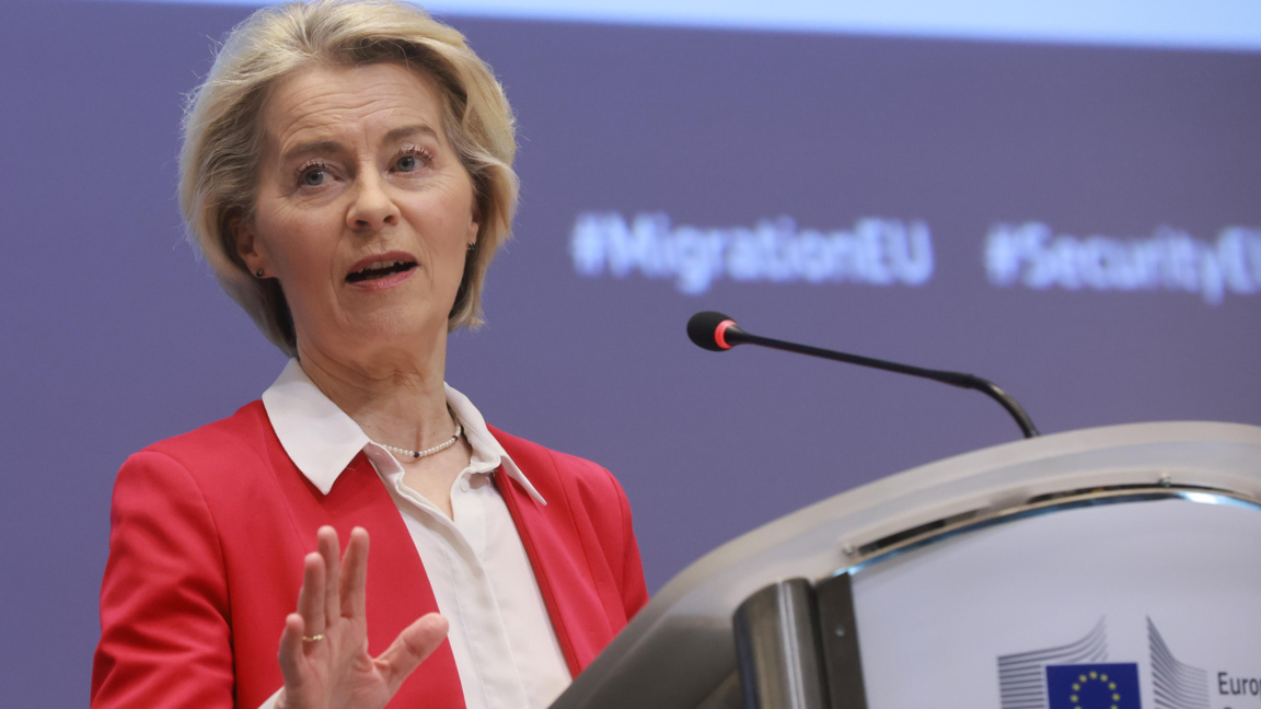 Фон дер Лайен критикува опитите на САЩ да се месят в ЕС