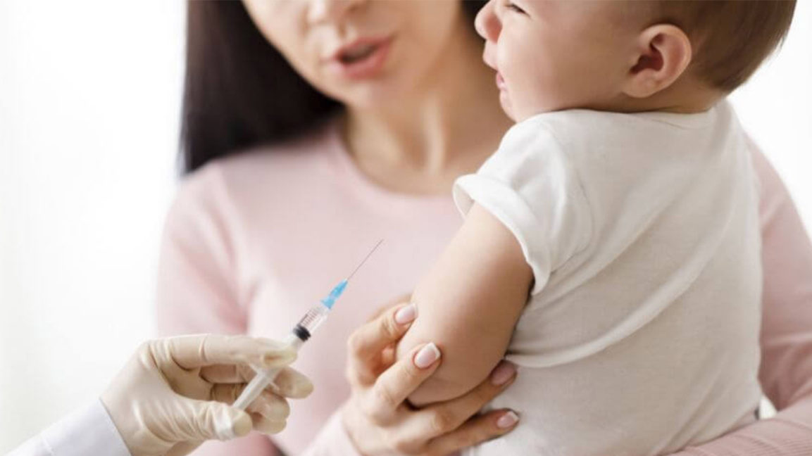 Bulgaristan’da yeni doğan bebekler için zorunlu su çiçeği aşısı