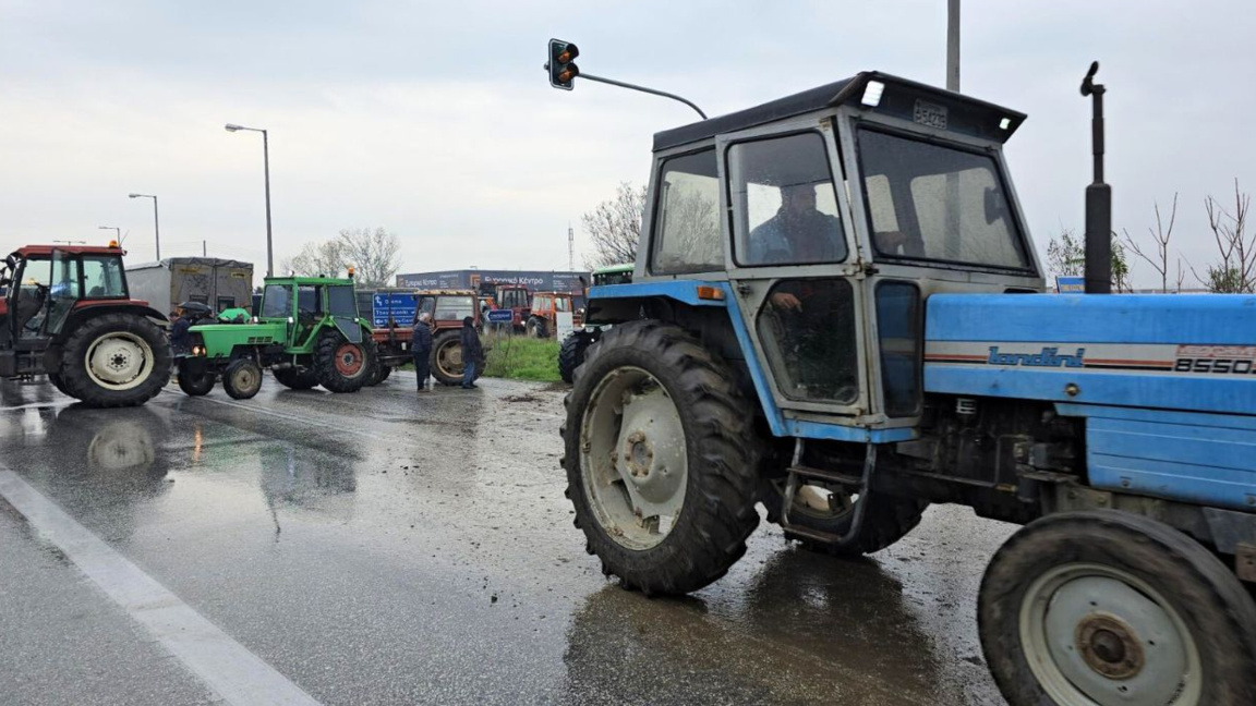 Протестиращи гръцки фермери в Гърция се насочиха към границата с България