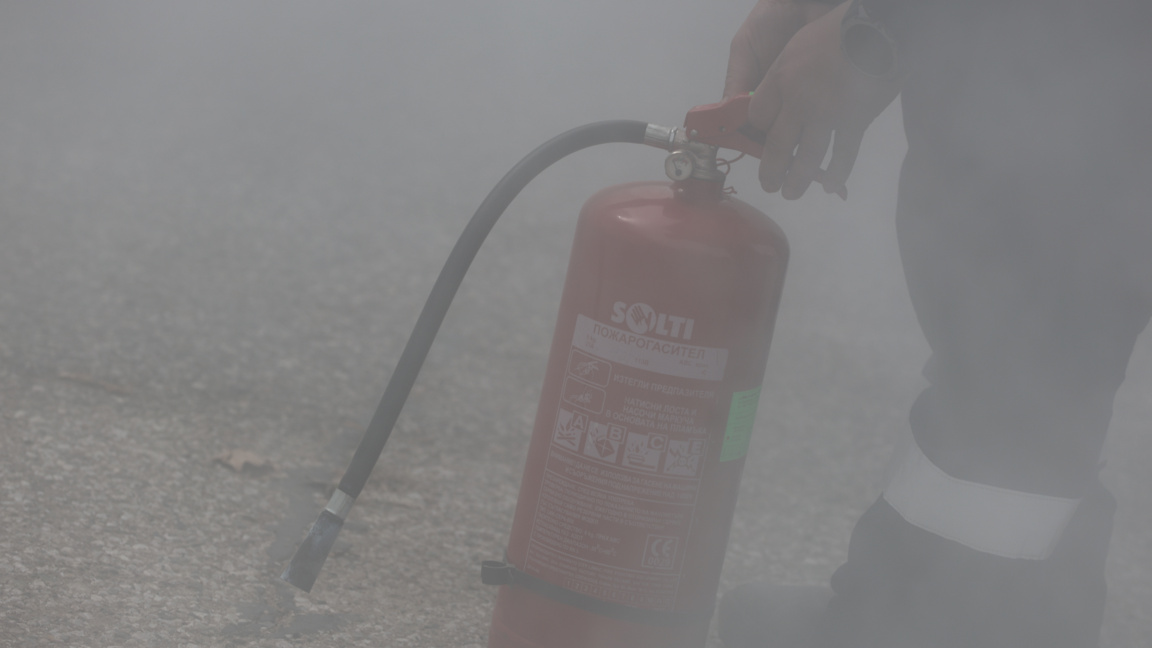 Един човек е загинал при пожар през дено...