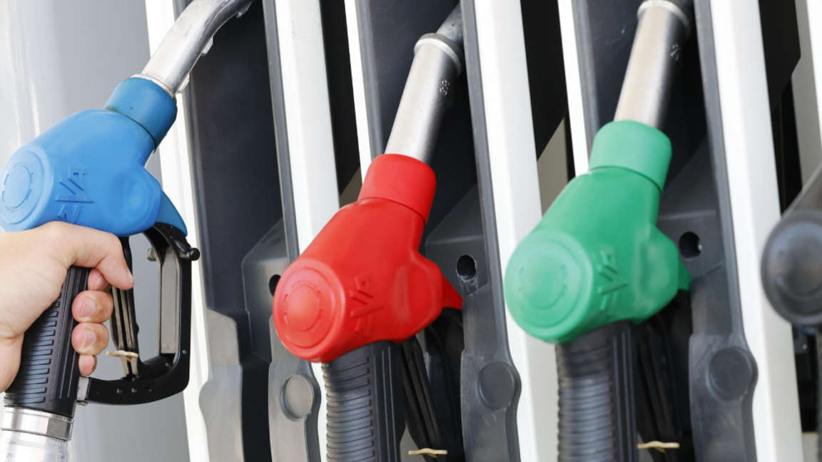 Съкращават курсове към села, увеличават ...