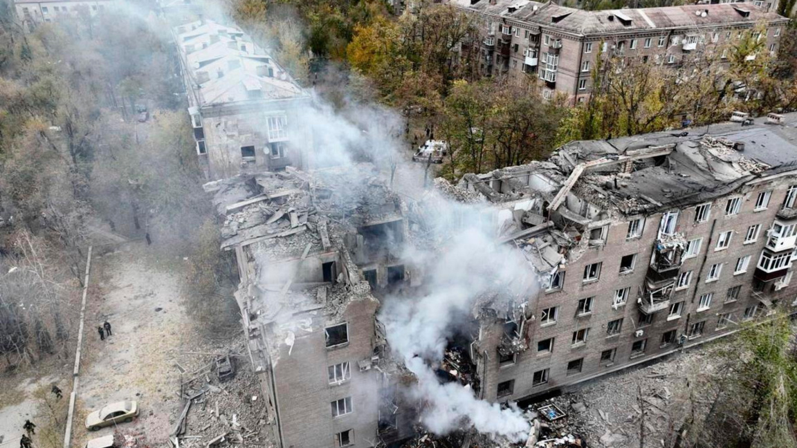 Руски и украински въздушни атаки, има загинали и ранени