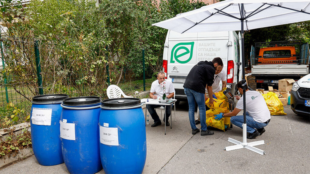 Мобилният пункт за опасни отпадъци на 5 август ще бъде в Банкя