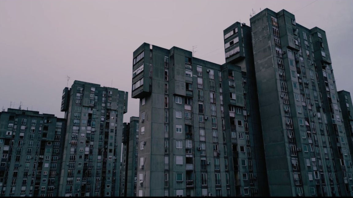 Ekspozitë e artistit shqiptar Driant Zen...