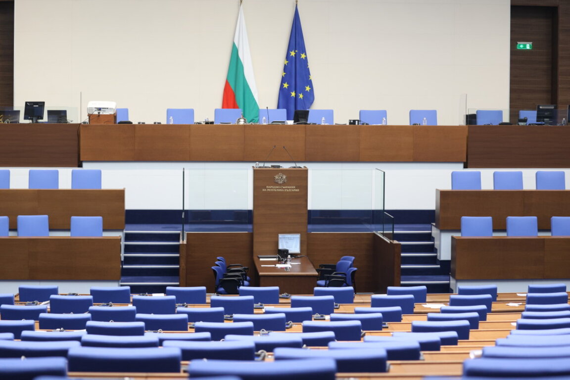 Трети опит за избор на председател на 51-вото НС