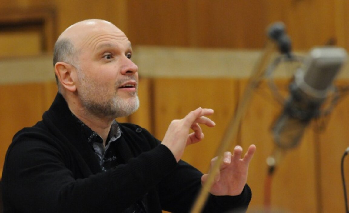 Антони Дончев - Диригент на Биг Бенда на...