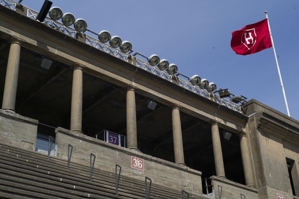 САЩ премахват програмата за студентски визи в Харвардския университет
