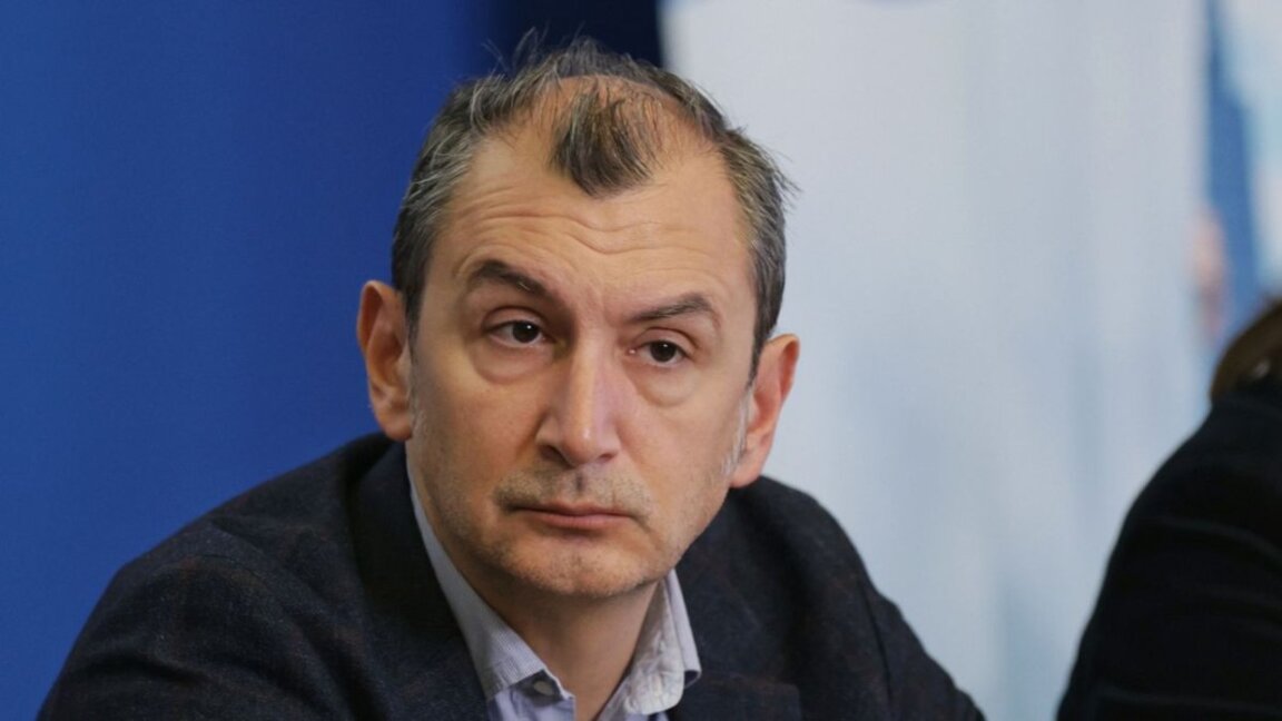 доц. Михаил Околийски