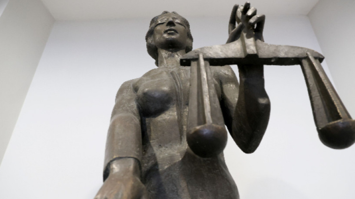 Съдът не уважи жалбата на кмета на Ловеч за зоните за платено паркиране