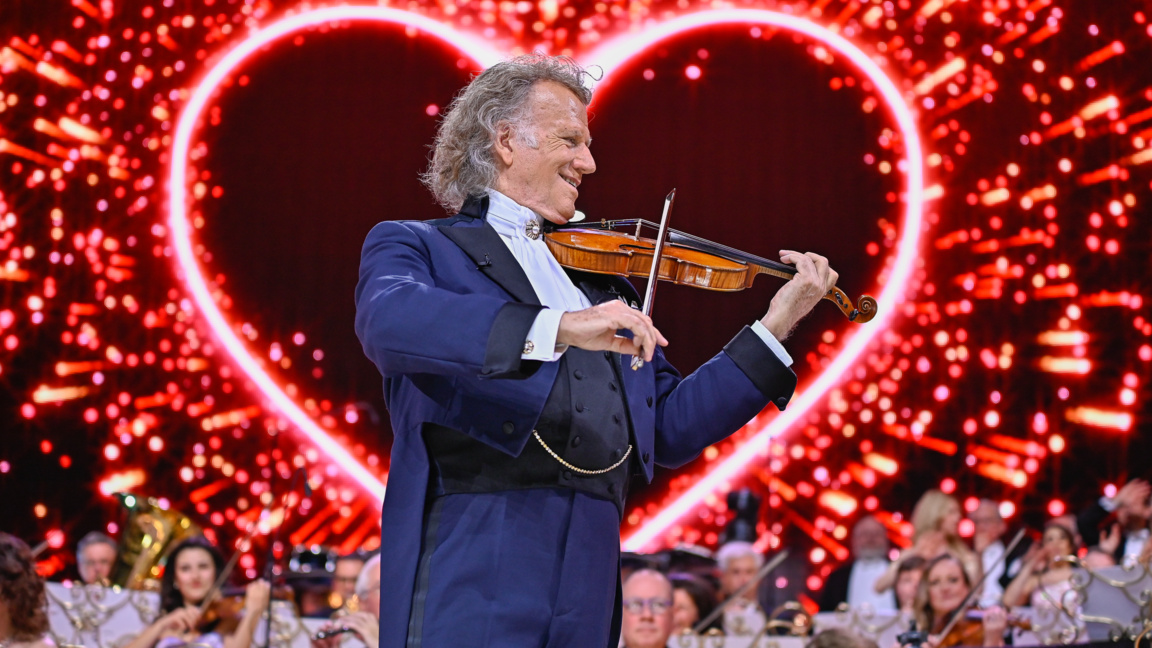 Андре Рийо в София: Къде сме се събрали? В центъра на вселената!