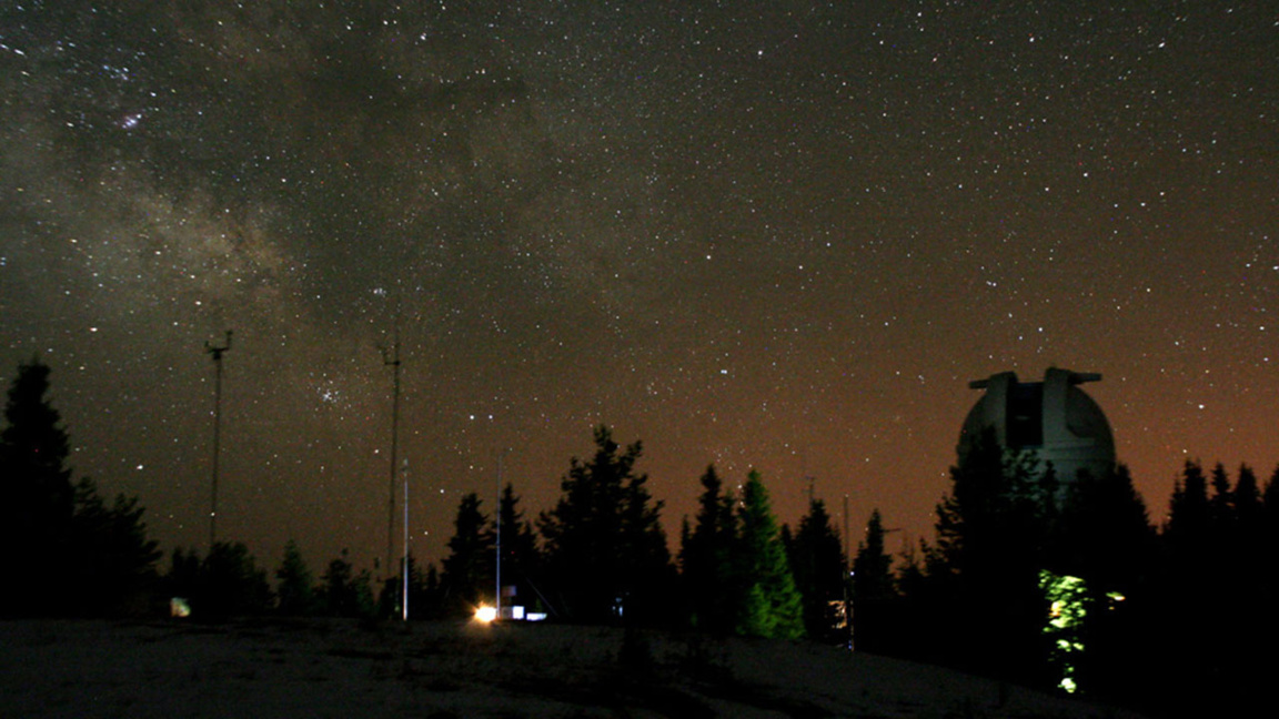 С обновена техника продължава работата с...