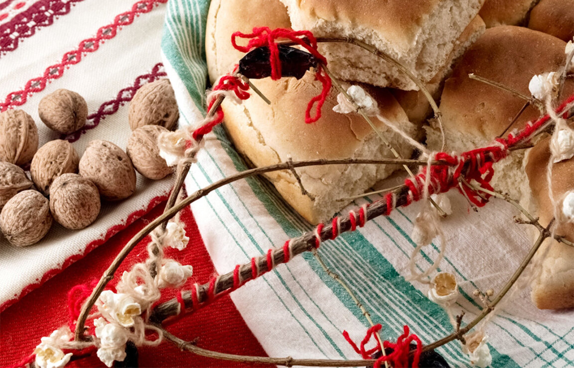 Wie das neue Jahr ausfällt, sollen uns Brot, Walnüsse und Ringe verraten