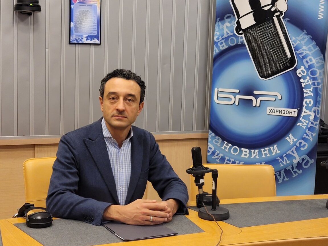 Даниел Лорер: ГЕРБ и ДПС станаха за смях