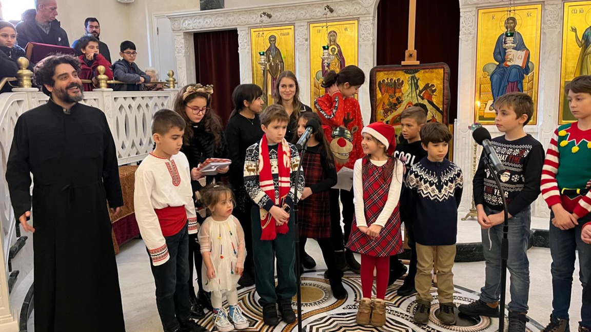 Десетки българи на Острова посрещнаха заедно Рождество Христово