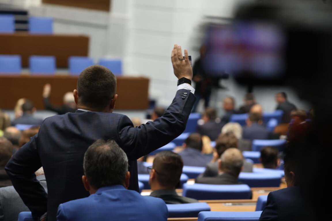 НС ще избира ръководителя на ДАР по предложение на Министерския съвет