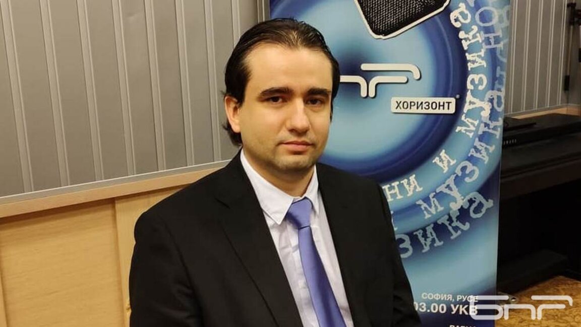 Божидар Божанов