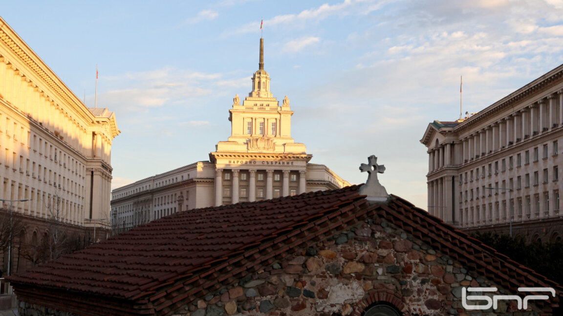 14:30 - гласуват втория вот. Кой ще подкрепи кабинета "Желязков"?
