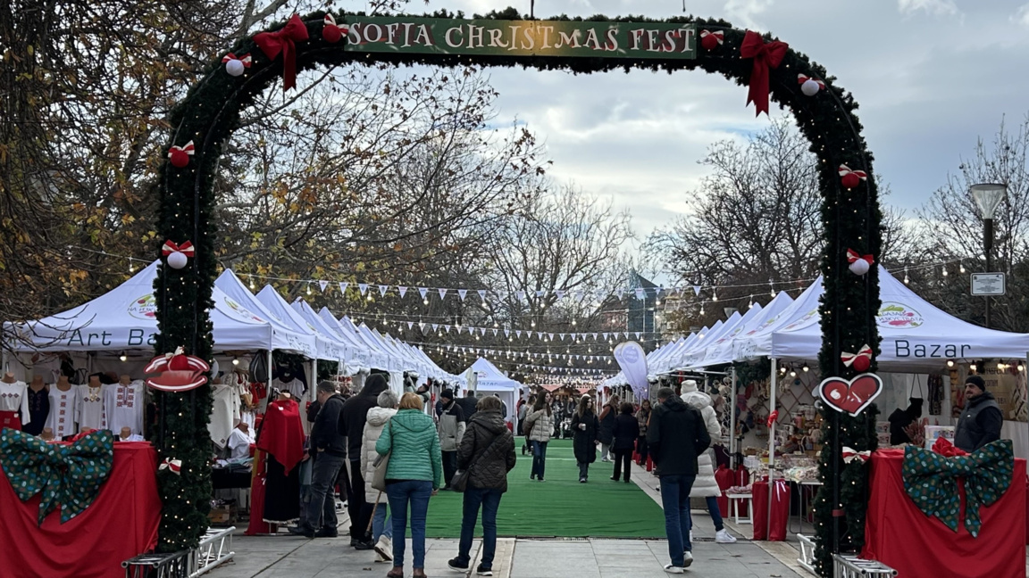 Weihnachtsstimmung erreicht auch das Alltags-Sofia