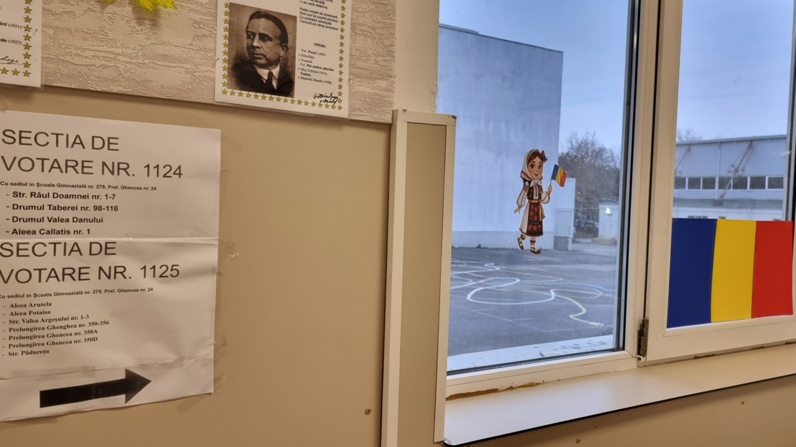 Днес Букурещ избира кмет. Изборният ден започна в 7:00 и ще приключи в 21:00 часа местно (и българско) време.