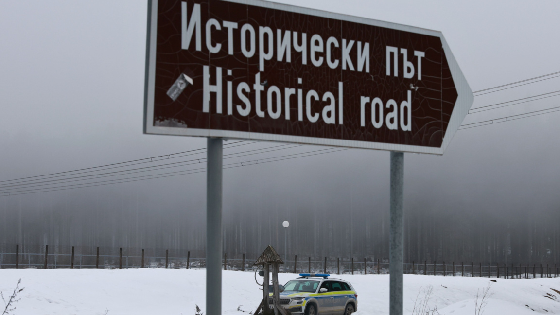 От казуса "Петрохан" до недоволството на...